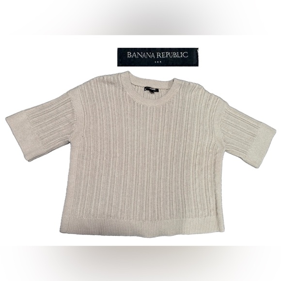 Banana Republic Sweaters - Banana Republic Women's Cream Ribbed Sweater